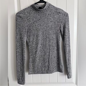 Textured Gray Patterned Top